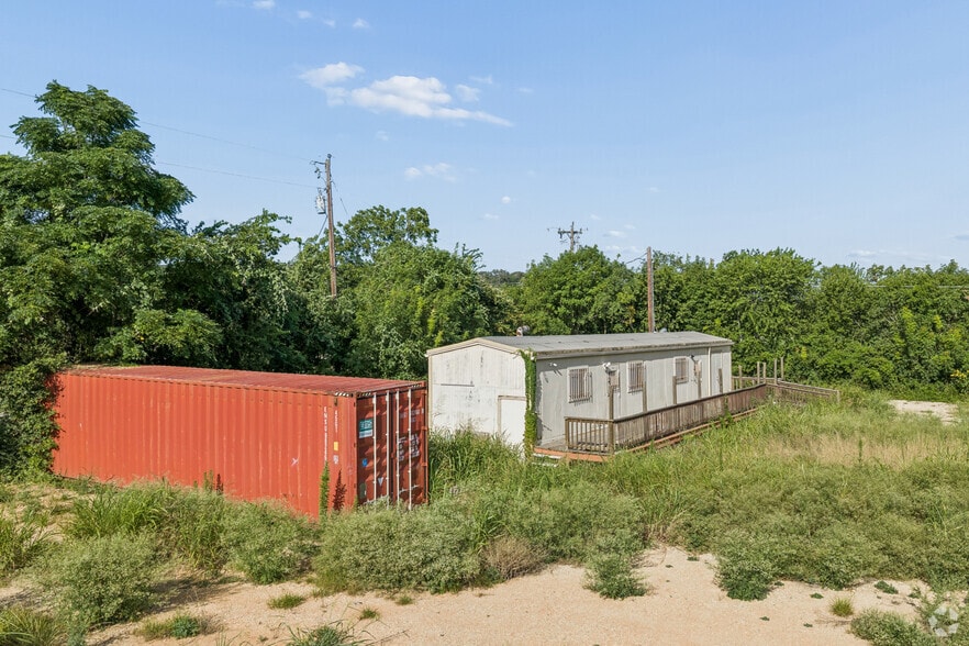 12905 Lowden Ln, Manchaca, TX for sale - Building Photo - Image 3 of 18