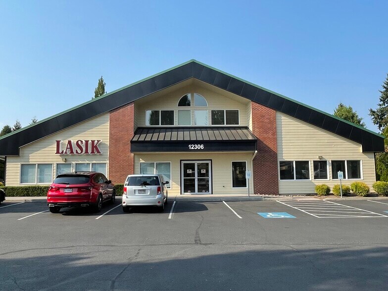 12306 SE Mill Plain Blvd, Vancouver, WA à louer - Photo du bâtiment - Image 1 de 11