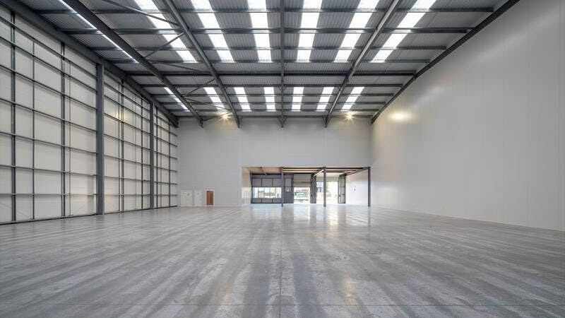 White Hart Ln, Londres à louer - Photo du bâtiment - Image 2 de 14