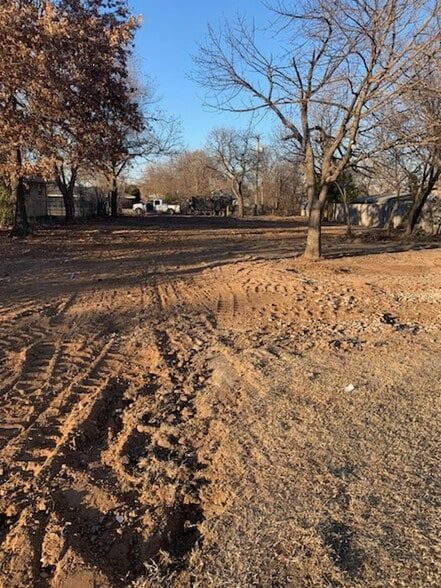 3305 NW Cache Rd, Lawton, OK for sale - Building Photo - Image 2 of 3