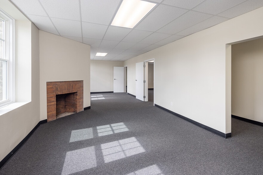 154A W Eagle Rd, Havertown, PA à louer - Photo intérieure - Image 3 de 15