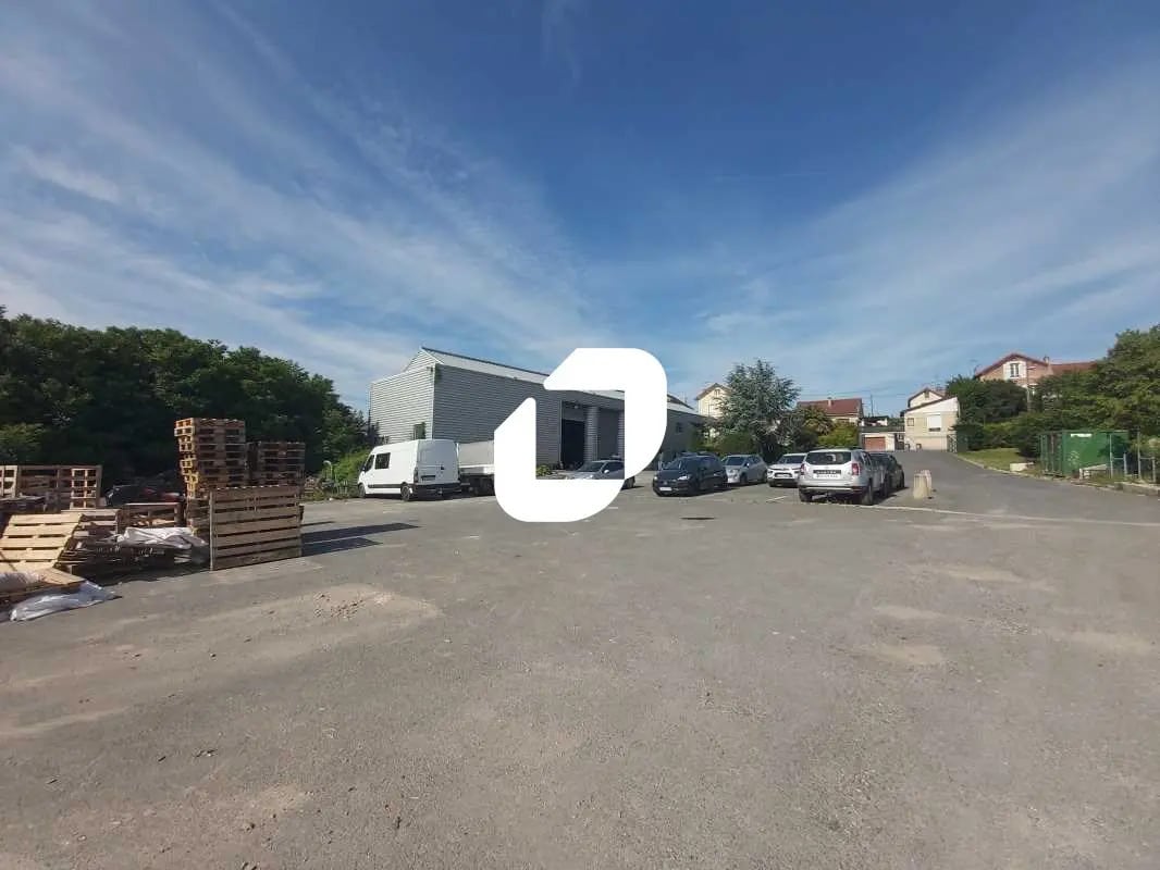 Voie De Mons, Villeneuve-le-Roi for lease Building Photo- Image 1 of 8