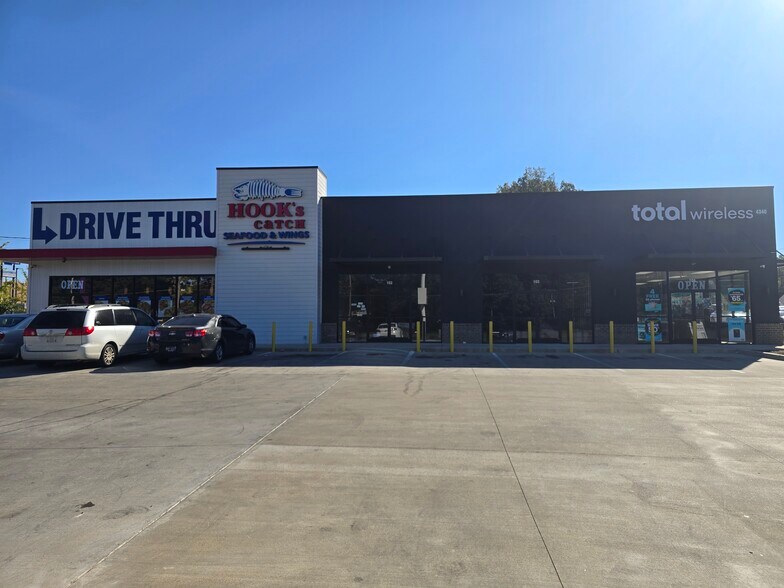 4340 Elvis Presley Blvd, Memphis, TN for lease - Building Photo - Image 3 of 4