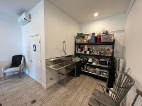 2120-2150 Artesia Blvd, Torrance, CA for lease Interior Photo- Image 2 of 4