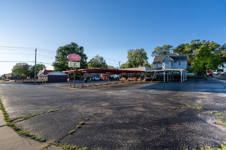 514 S Water St, Sparta, WI à vendre - Photo du bâtiment - Image 2 de 36