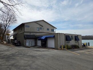 Plus de détails pour 555 Water St, Youngstown, NY - Spécialité à vendre