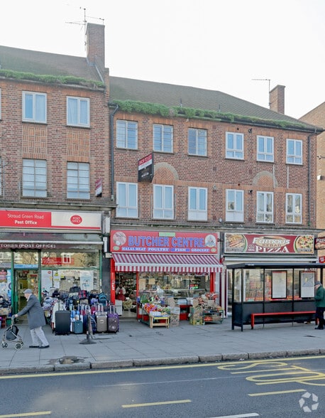 Stroud Green Rd, Londres à louer - Photo principale - Image 1 de 2