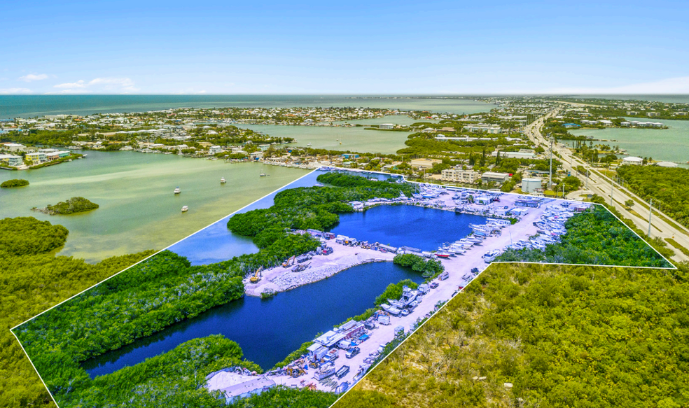 13900 Overseas Hwy, Marathon, FL à vendre - Photo du b timent - Image 1 de 1