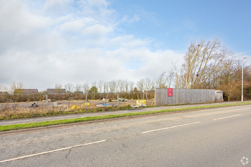 Marsh Ln, Boston for lease - Primary Photo - Image 1 of 8