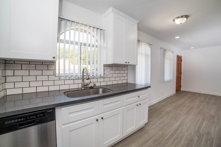 508 N Ardmore Ave, Los Angeles, CA à vendre - Photo du bâtiment - Image 3 de 20