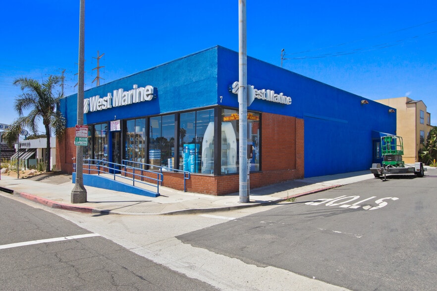 7 Pacific Coast Hwy, Hermosa Beach, CA for lease - Building Photo - Image 2 of 3