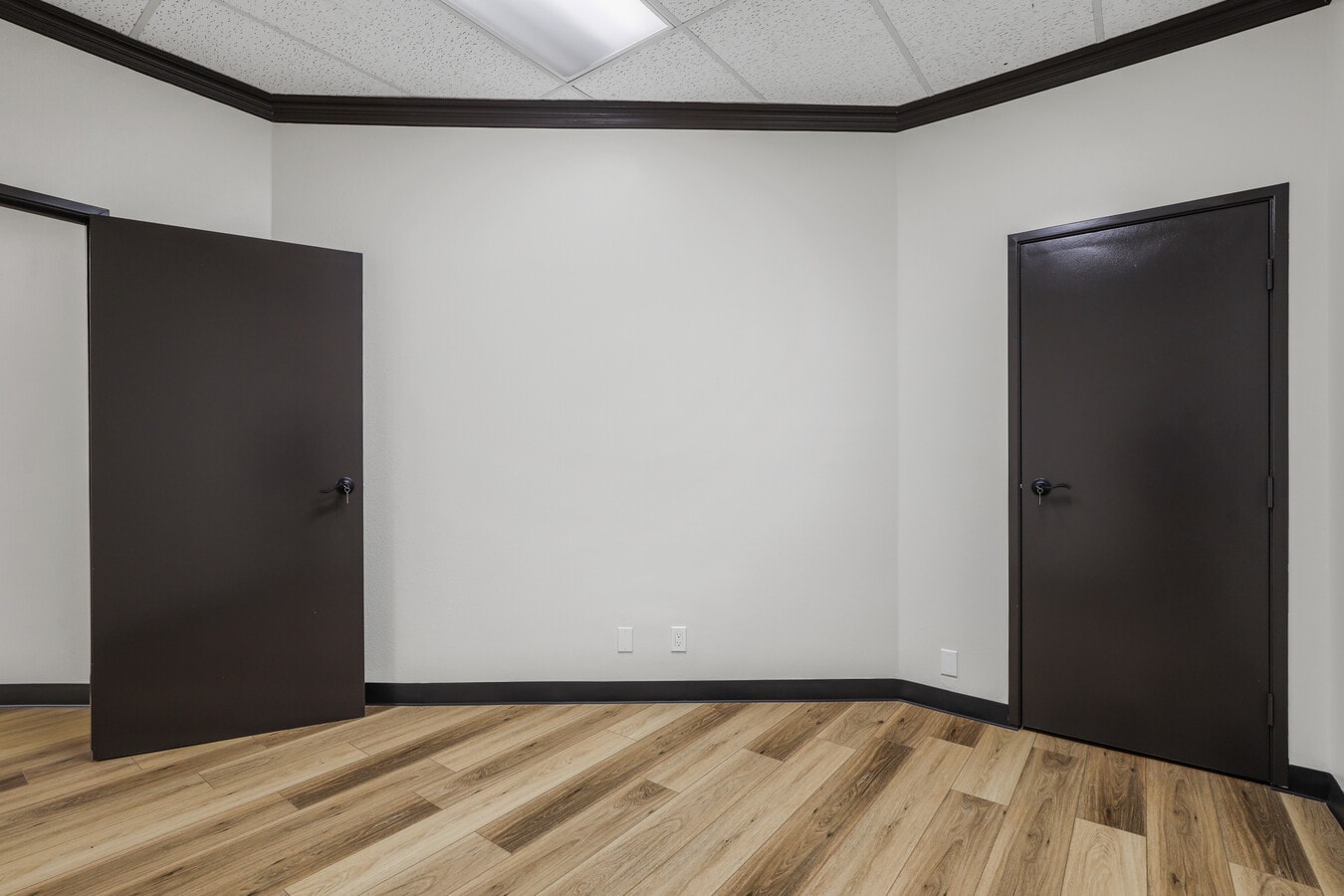 1122 E Lincoln Ave, Orange, CA 92865 - Unit B300 -  - Interior Photo - Image 1 of 11