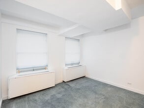 185 E 85th St, New York, NY à louer Photo intérieure- Image 2 de 7