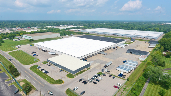 Plus de détails pour 333 S Franklin Rd, Indianapolis, IN - Industriel à vendre
