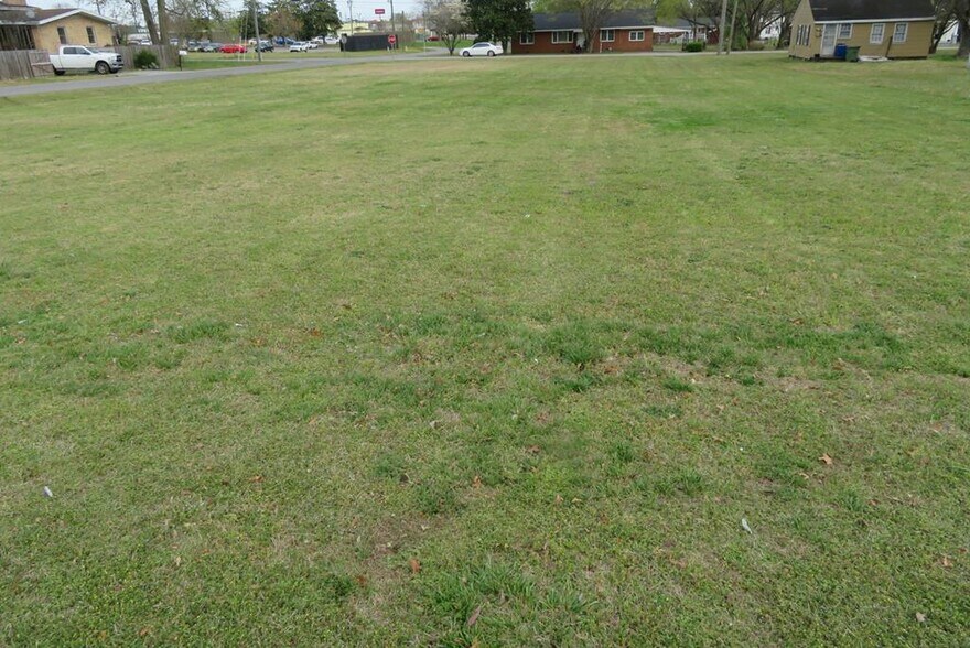 201 Summit Ave, Roanoke Rapid, NC à vendre - Autre - Image 2 de 4