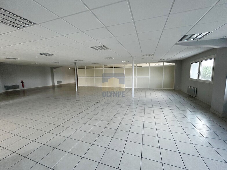 Flex dans Carquefou à louer - Photo du bâtiment - Image 3 de 4