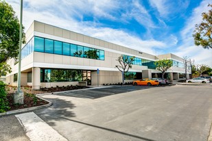 Tustin Corporate Center - Entrepôt