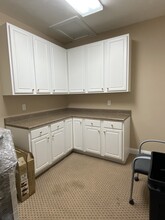 2931 Breezewood Ave, Fayetteville, NC for lease Interior Photo- Image 2 of 8
