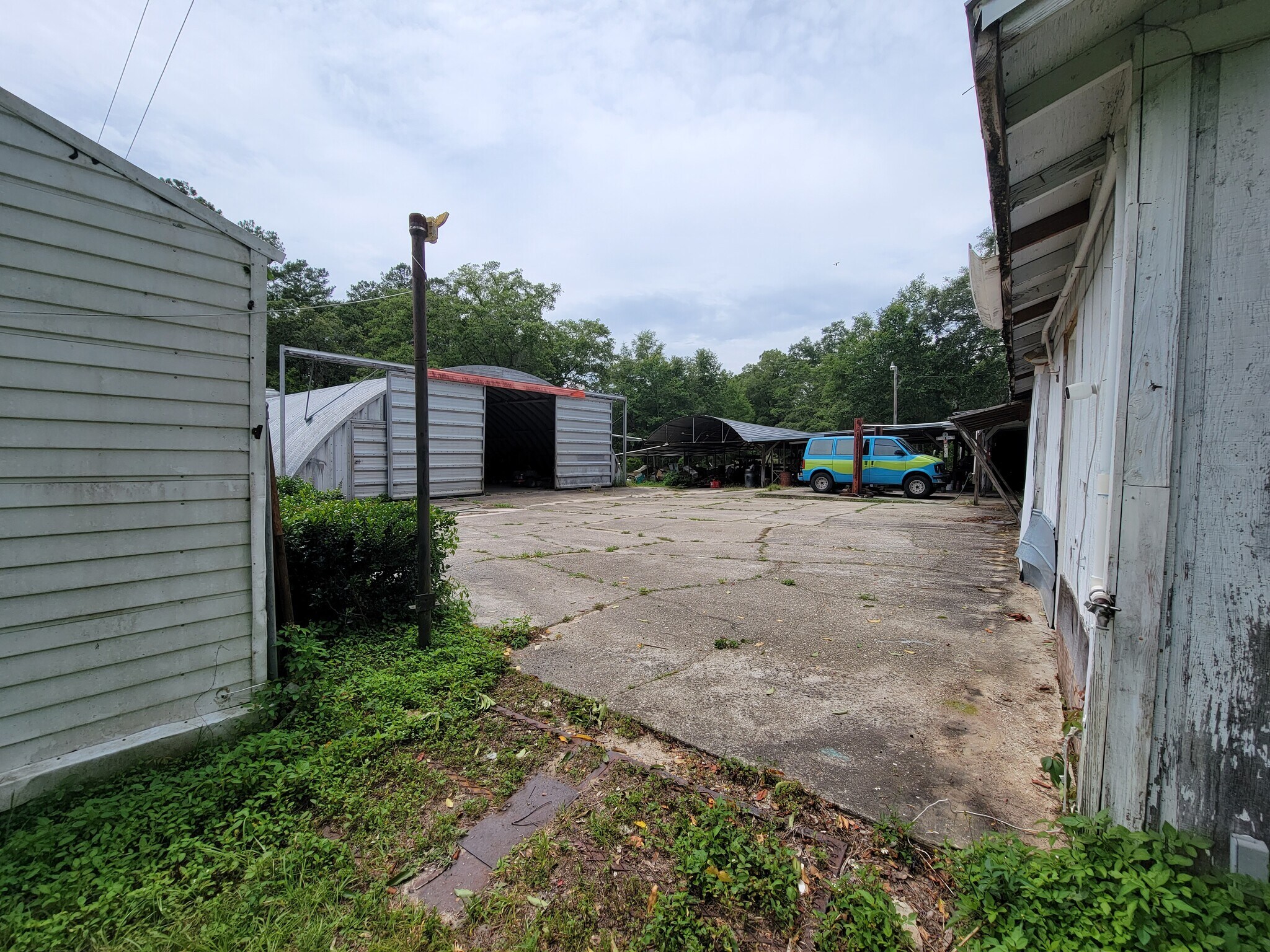 165 Porsche Ln, Crawfordville, FL for sale Primary Photo- Image 1 of 34