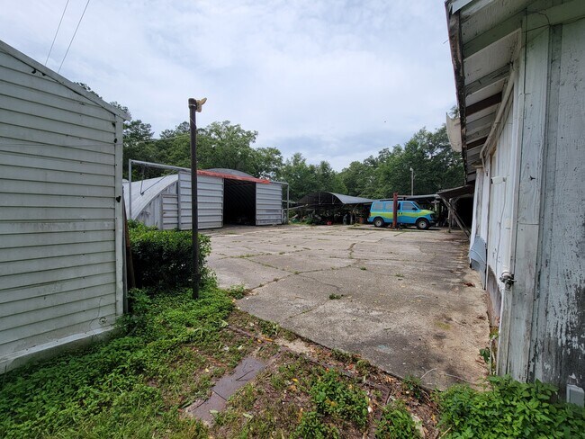 Plus de détails pour 165 Porsche Ln, Crawfordville, FL - Industriel à vendre