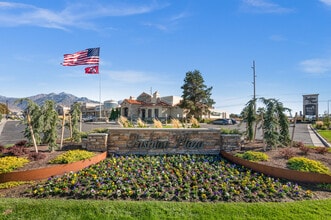 6400 S State St, Murray, UT for lease Interior Photo- Image 2 of 5