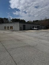 2675 Lithonia Industrial Blvd, Lithonia, GA à louer Photo du bâtiment- Image 2 de 7