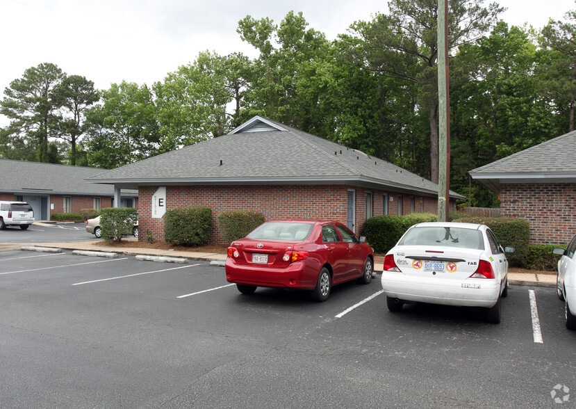 108 N Kerr Ave, Wilmington, NC for sale - Building Photo - Image 2 of 3