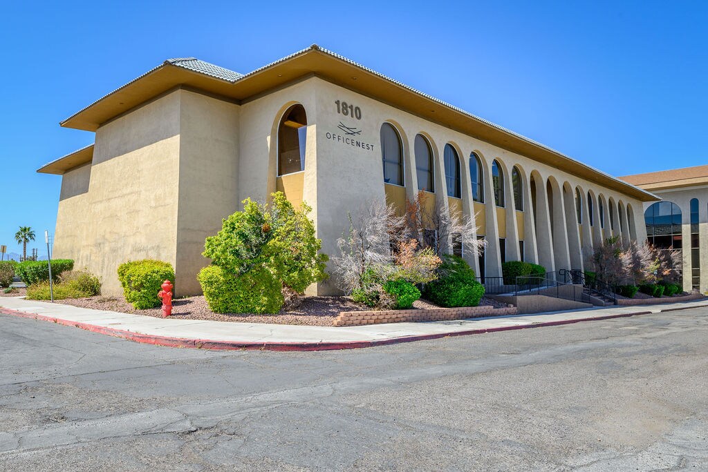 1810 E Sahara Ave, Las Vegas, NV à vendre Photo du bâtiment- Image 1 de 24