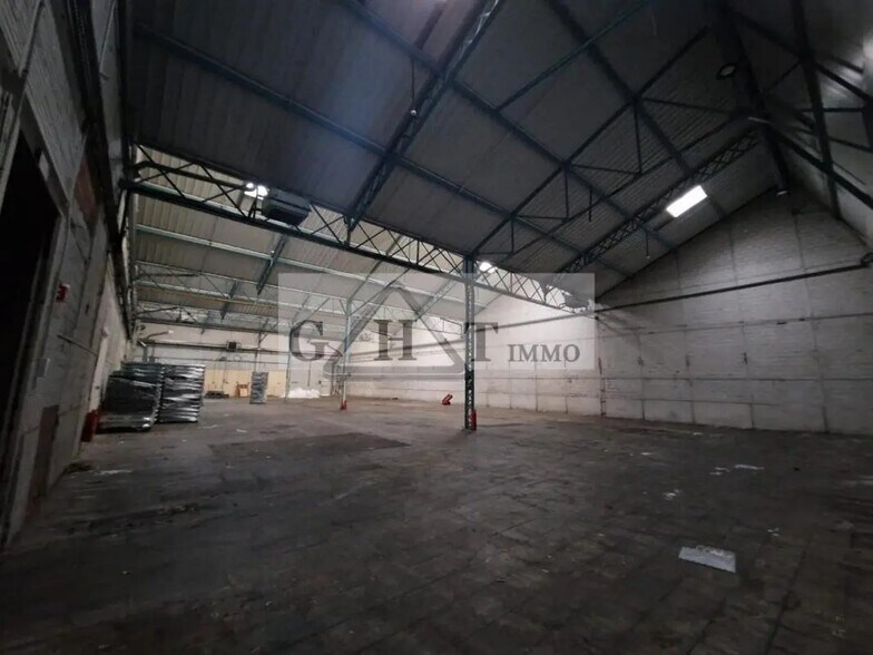 Industrial in Bezons for lease - Interior Photo - Image 1 of 5