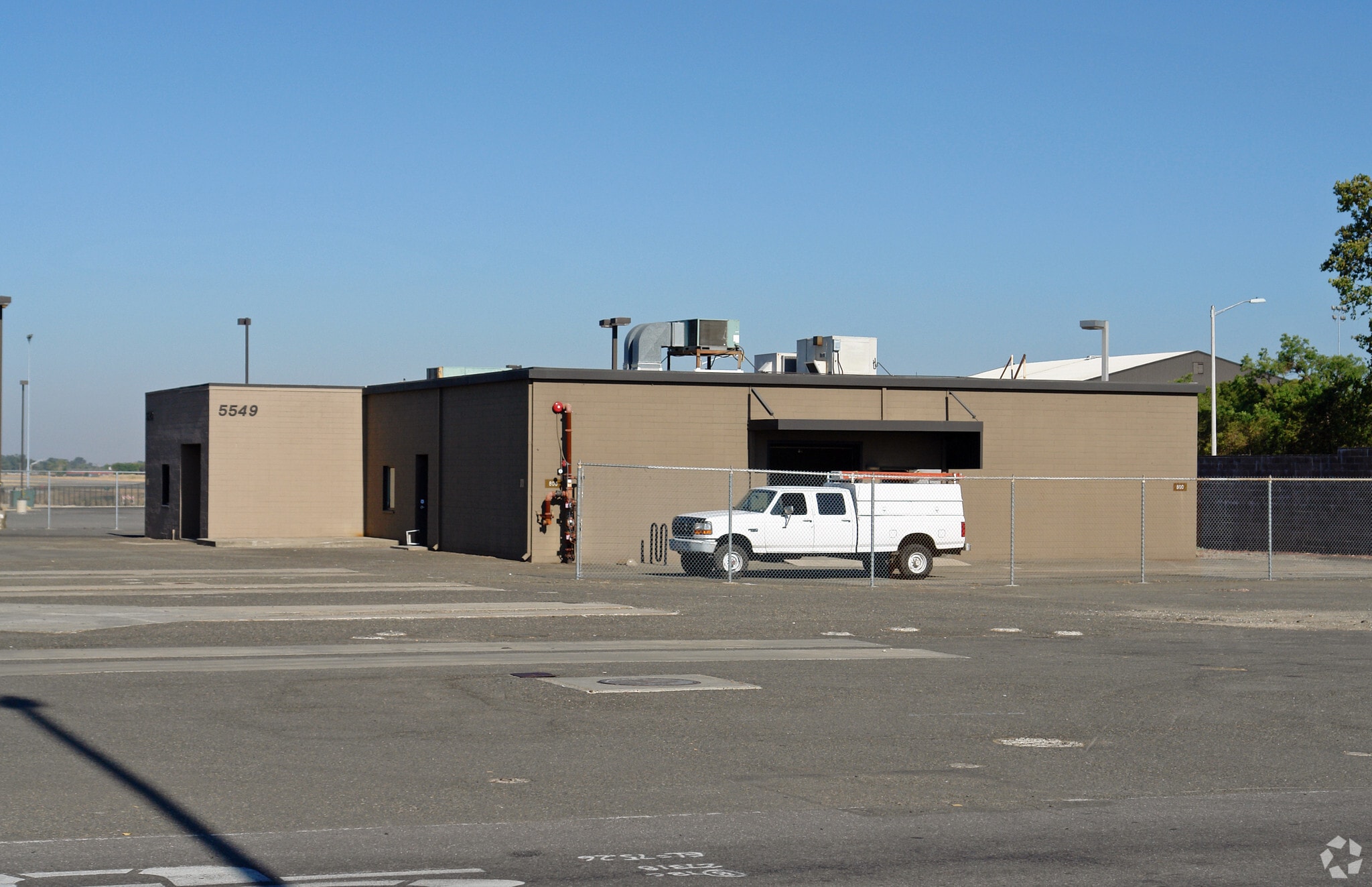 5549 Luce Ave, Mcclellan, CA for lease Primary Photo- Image 1 of 4
