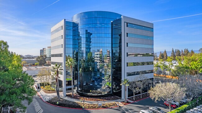 Plus de détails pour 100 Century Center Ct, San Jose, CA - Bureau à louer