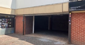 Plus de détails pour 24 Market Pl, Bloxwich - Commerce de détail à louer
