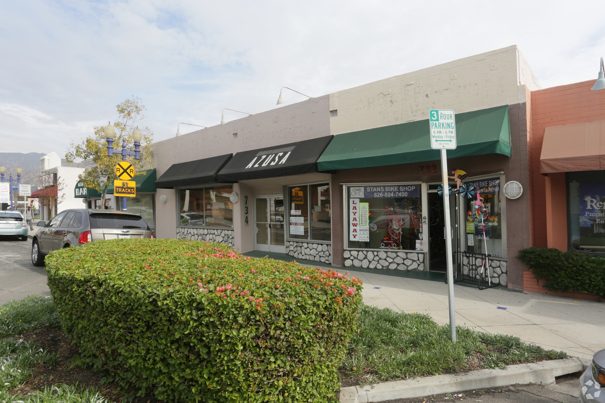 732-736 N Azusa Ave, Azusa, CA for lease Primary Photo- Image 1 of 6