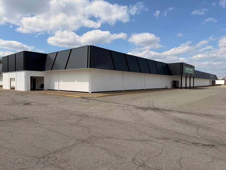 2930-2932 Lebanon Church Rd, West Mifflin, PA for lease - Building Photo - Image 3 of 8