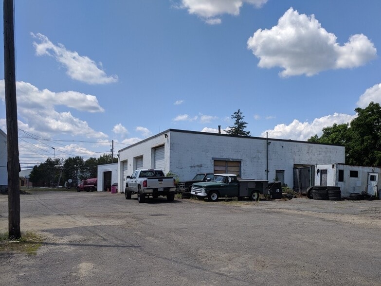 85 Hayden Rowe St, Hopkinton, MA for sale - Building Photo - Image 3 of 11