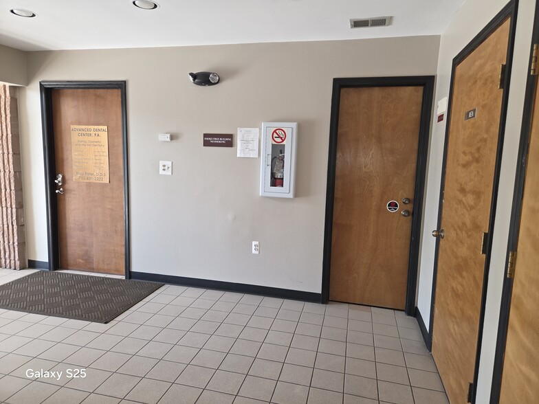 4255 US Highway 9, Freehold, NJ for lease - Building Photo - Image 3 of 9