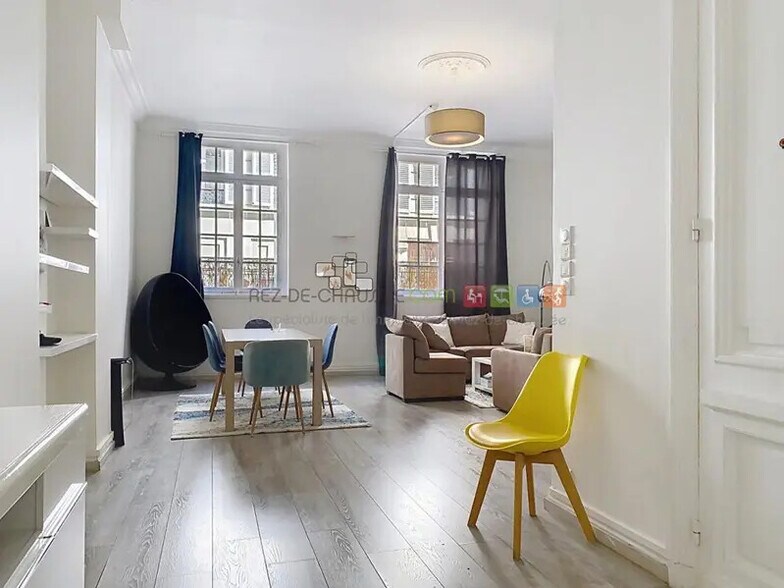Bureau dans Paris à vendre - Photo du bâtiment - Image 2 de 9