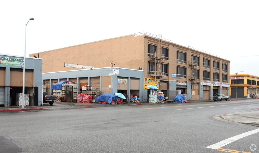 810 Kohler St, Los Angeles, CA for lease - Building Photo - Image 2 of 12