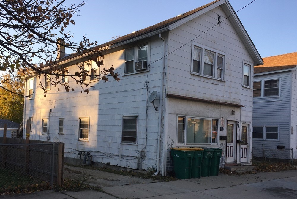 131 Hobbs Ave, Joliet, IL à vendre Photo du bâtiment- Image 1 de 13