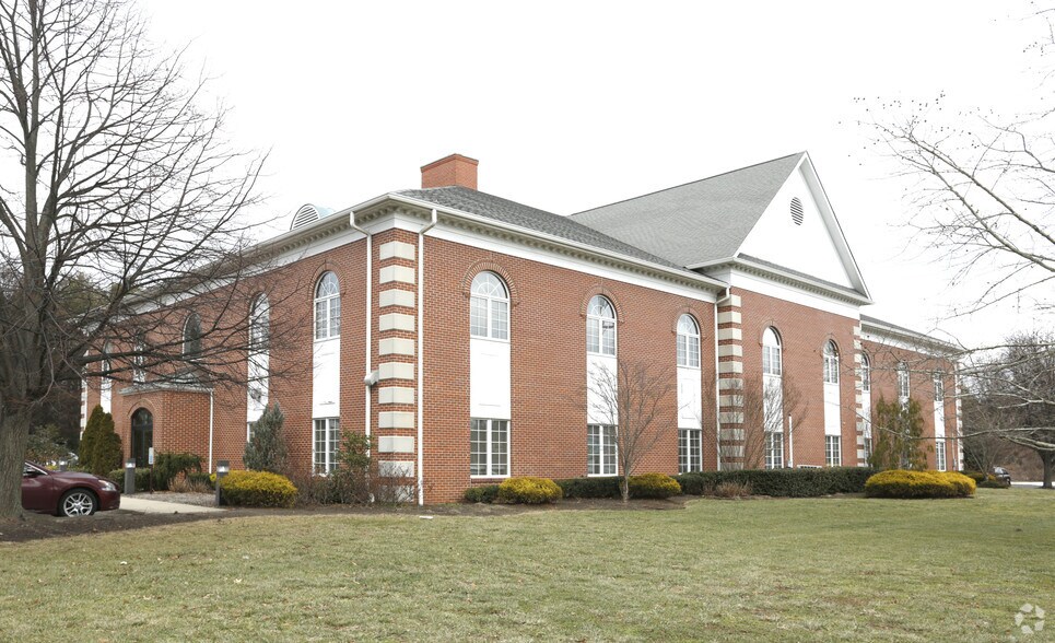 494 Sycamore Ave, Shrewsbury, NJ à louer - Photo du bâtiment - Image 2 de 3