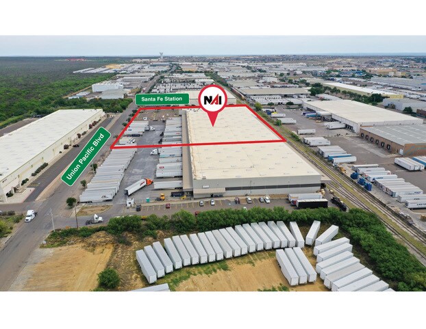 417 Union Pacific Blvd, Laredo, TX à louer - Aérien - Image 3 de 8