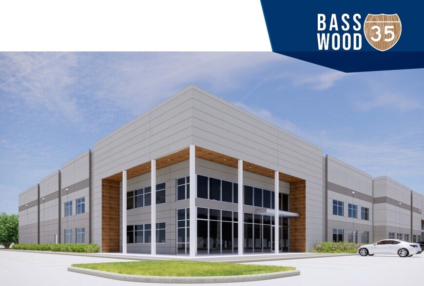 2741 Basswood Blvd, Fort Worth, TX à louer - Photo du bâtiment - Image 2 de 2