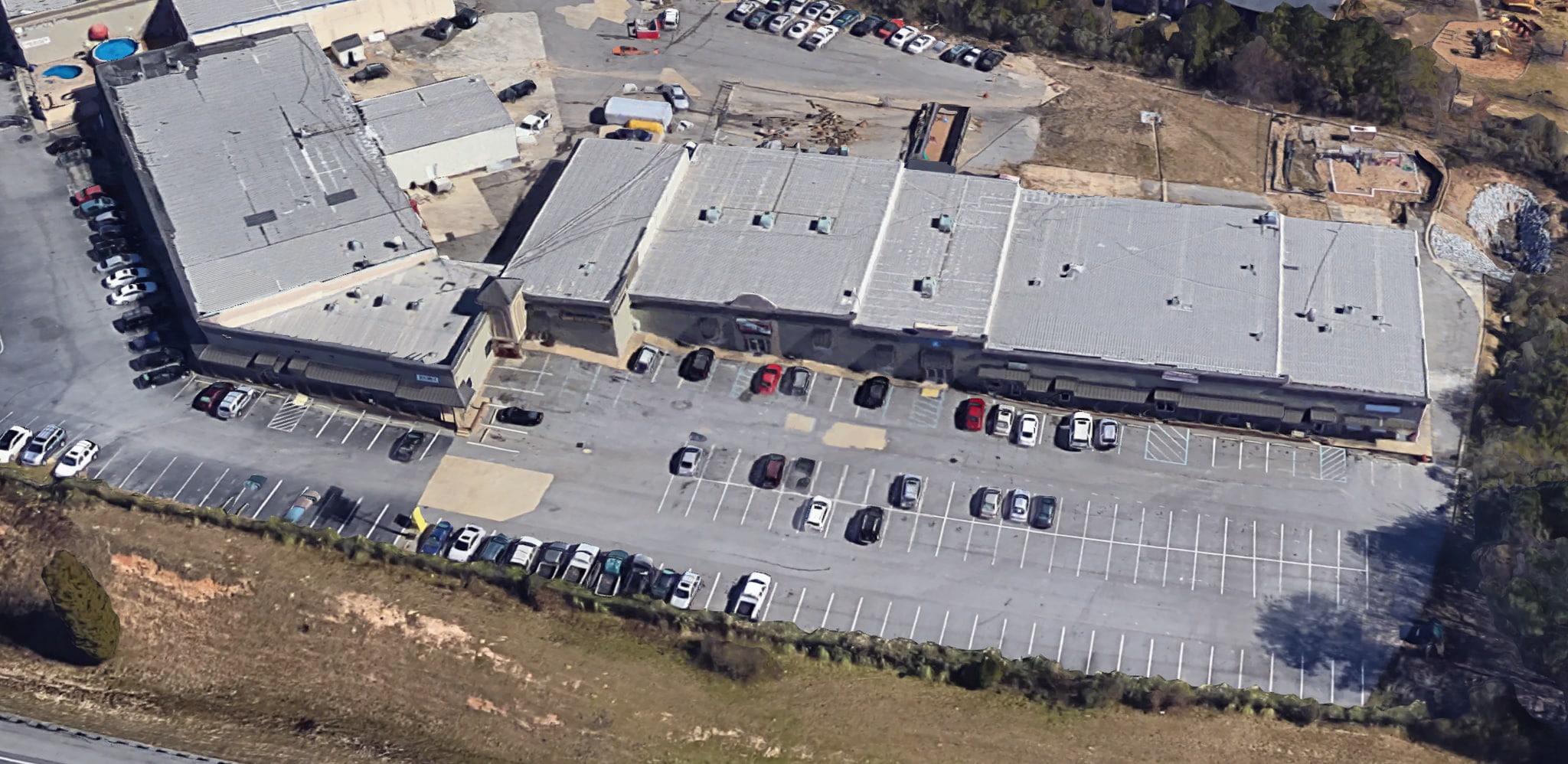 5870 Veterans Pky, Columbus, GA for lease Primary Photo- Image 1 of 9