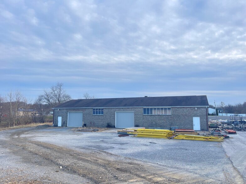 3737 Lincoln Way W, Chambersburg, PA à louer - Photo du bâtiment - Image 3 de 20