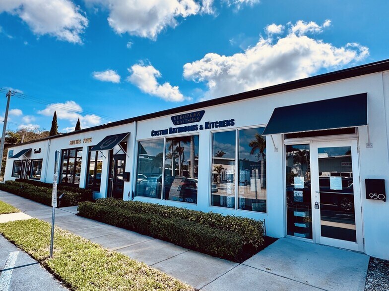 932-990 5th Ave N, Naples, FL for lease - Building Photo - Image 2 of 9