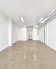 118 NW 79th St, Miami, FL for lease Interior Photo- Image 2 of 2