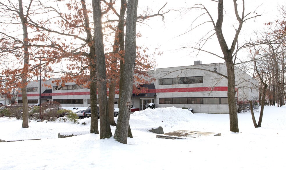 2 Meridian Rd, Eatontown, NJ à louer - Photo du bâtiment - Image 3 de 3