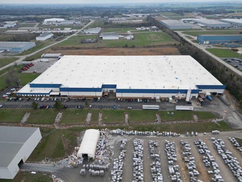 225 Mitch McConnell Way, Bowling Green, KY for lease - Building Photo - Image 3 of 5