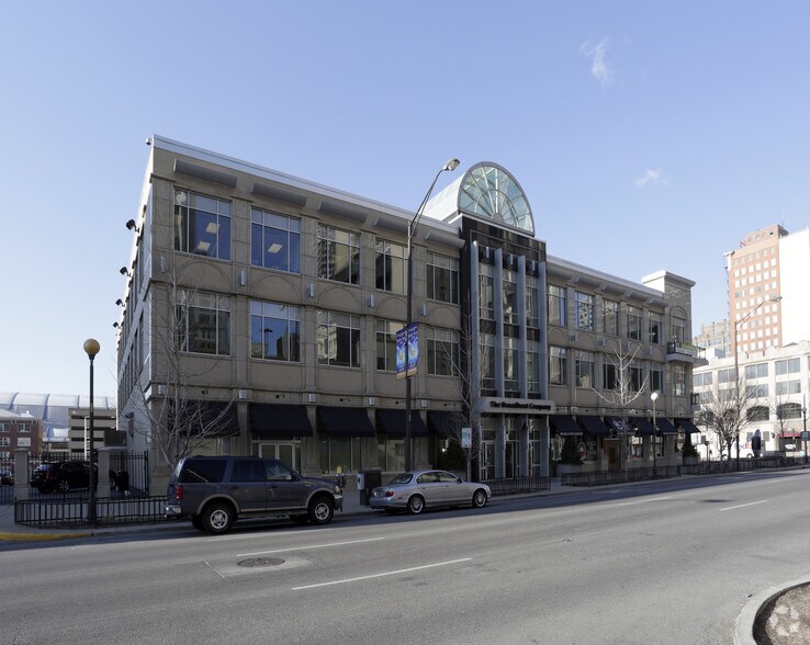 117 E Washington St, Indianapolis, IN à louer - Photo principale - Image 1 de 6