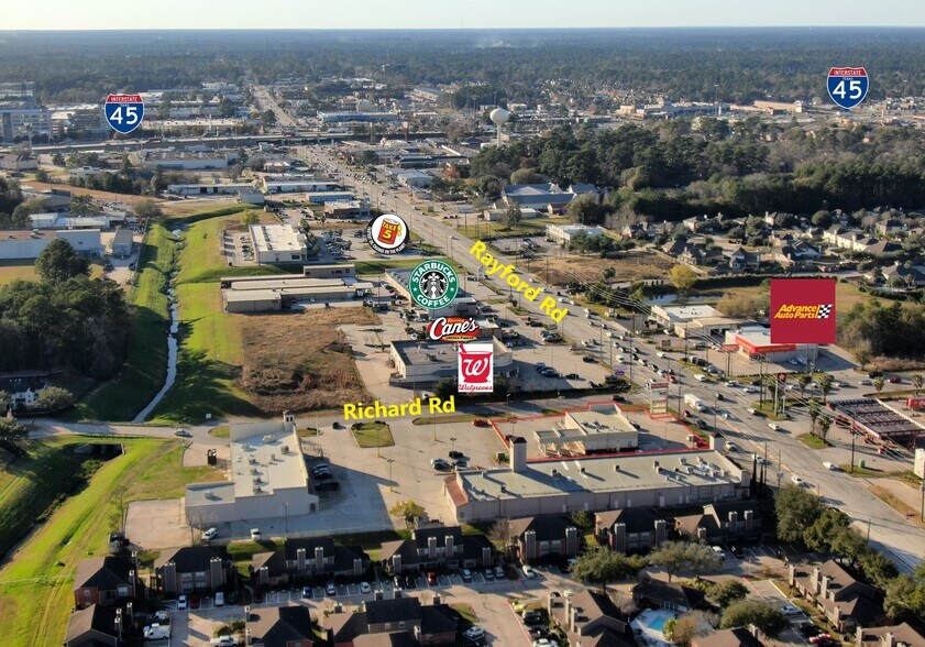 602 Rayford Rd, Spring, TX à louer - Photo du bâtiment - Image 2 de 5